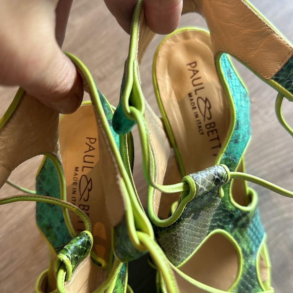 Paul & Betty Python Wedges 38 - image 6